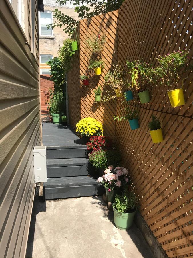 Love-Nest With Private Hot Tub Toronto Exterior foto